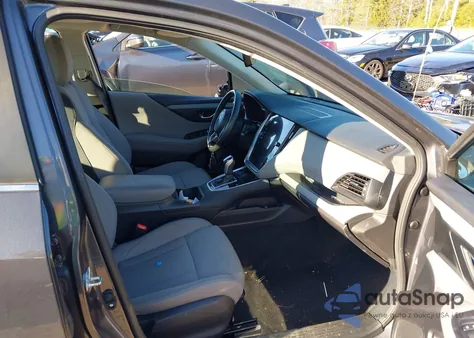 2022 Subaru Legacy Premium z USA, uszkodzony, nr VIN 4S3BWAF61N3018215